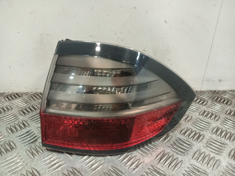 Recambio de piloto trasero derecho para ford s-max (wa6) 2.2 tdci referencia OEM IAM 1467472  