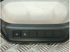 Recambio de moldura para iveco daily vi furgoneta 35s18, 35c18, 40c18, 50c18, 60c18, 65c18, 70c18 referencia OEM IAM 5801592800  2