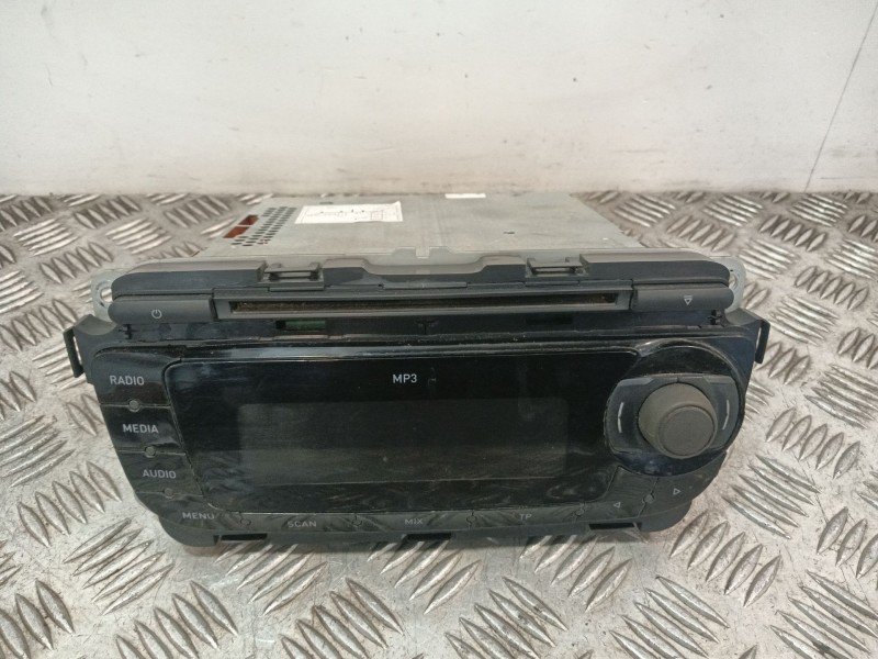 Recambio de sistema audio / radio cd para seat ibiza iv (6j5, 6p1) 1.2 referencia OEM IAM 6J0035153 SEZAZ1 