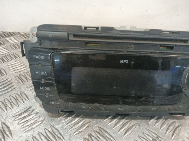 Recambio de sistema audio / radio cd para seat ibiza iv (6j5, 6p1) 1.2 referencia OEM IAM 6J0035153 SEZAZ1 