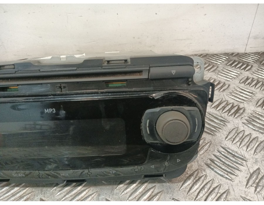 Recambio de sistema audio / radio cd para seat ibiza iv (6j5, 6p1) 1.2 referencia OEM IAM 6J0035153 SEZAZ1 