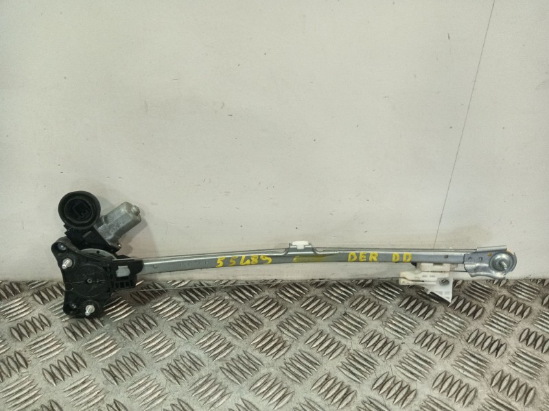 Recambio de elevalunas trasero derecho para mazda 3 berlina (bp) referencia OEM IAM BCJH7258X  