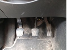 Recambio de pedal acelerador para opel insignia a (g09) 2.0 cdti (68) referencia OEM IAM 13237352  