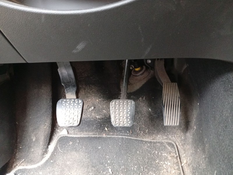 Recambio de pedal acelerador para opel insignia a (g09) 2.0 cdti (68) referencia OEM IAM 13237352  