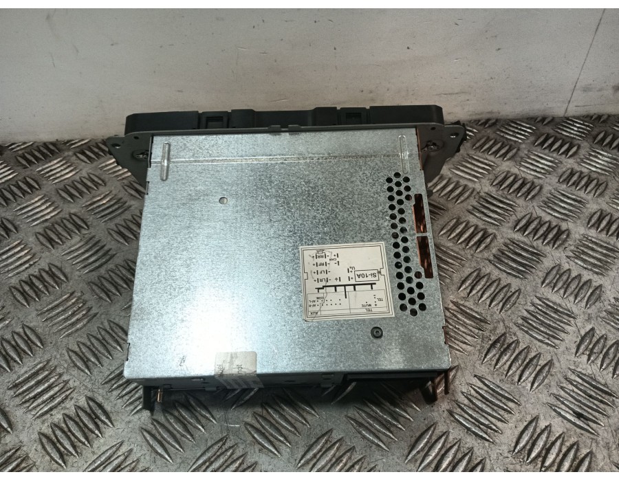 Recambio de sistema audio / radio cd para seat ibiza iv (6j5, 6p1) 1.2 referencia OEM IAM 6J0035153 SEZAZ1 