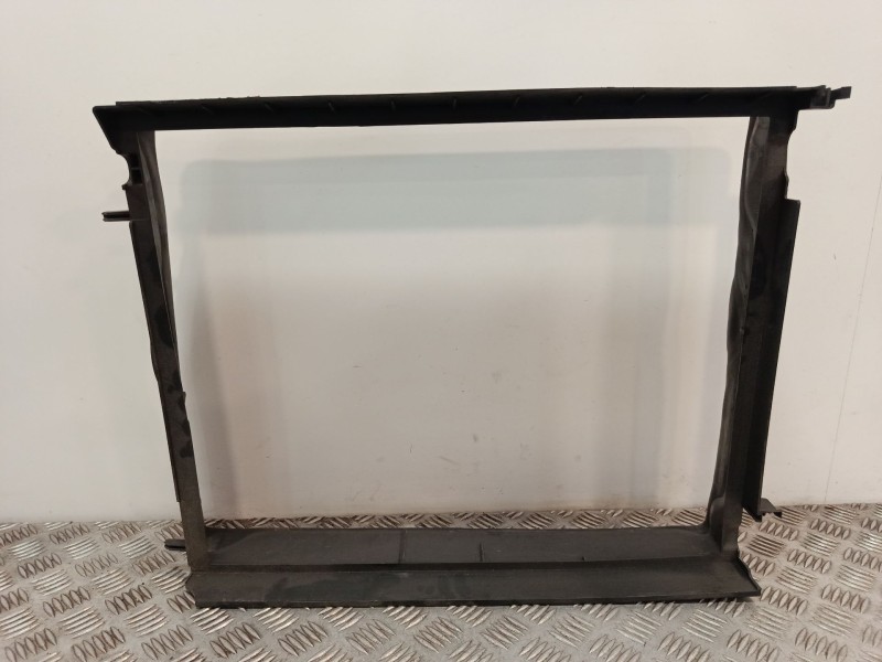 Recambio de canalizador aire para renault scénic iv (j9_) 1.5 dci 110 referencia OEM IAM 215598406R  