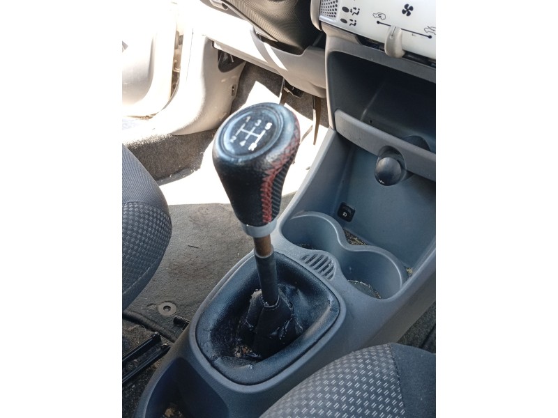 Recambio de palanca cambio para toyota aygo (_b1_) 1.0 (kgb10_) referencia OEM IAM 335300H010  