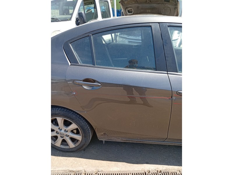 Recambio de puerta trasera derecha para mazda 3 sedán (bl) 1.6 mzr (bl12) referencia OEM IAM BBY67202XJ  