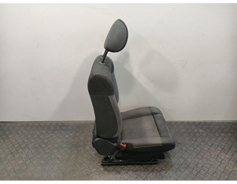 Recambio de asiento delantero izquierdo para citroën c4 cactus 1.2 vti 82 referencia OEM IAM 16119870ZP 1611570580 