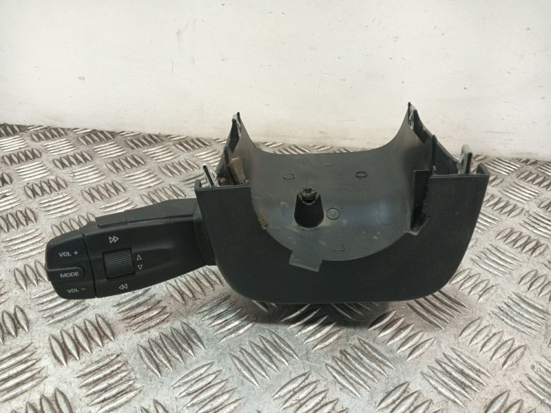 Recambio de moldura para seat ibiza iv (6j5, 6p1) 1.2 referencia OEM IAM 6J0858559 960174001 