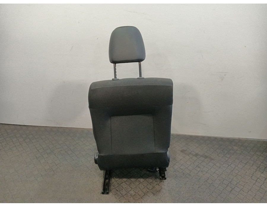 Recambio de asiento delantero izquierdo para citroën c4 cactus 1.2 vti 82 referencia OEM IAM 16119870ZP 1611570580 