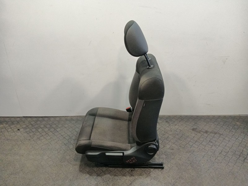 Recambio de asiento delantero izquierdo para citroën c4 cactus 1.2 vti 82 referencia OEM IAM 16119870ZP 1611570580 