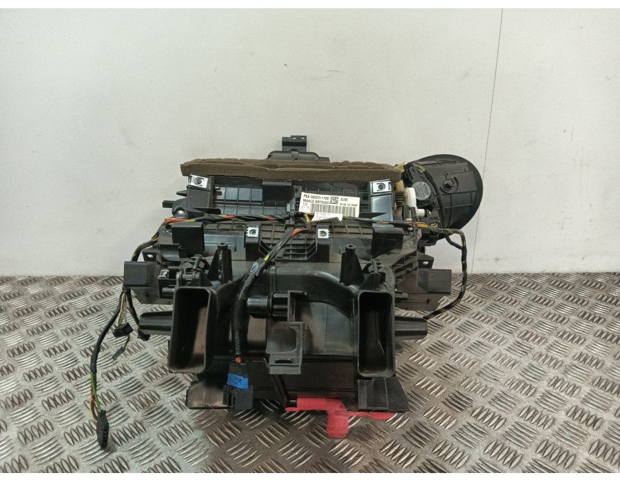 Recambio de calefaccion entera normal para citroën c4 cactus 1.2 vti 82 referencia OEM IAM 9802311780  