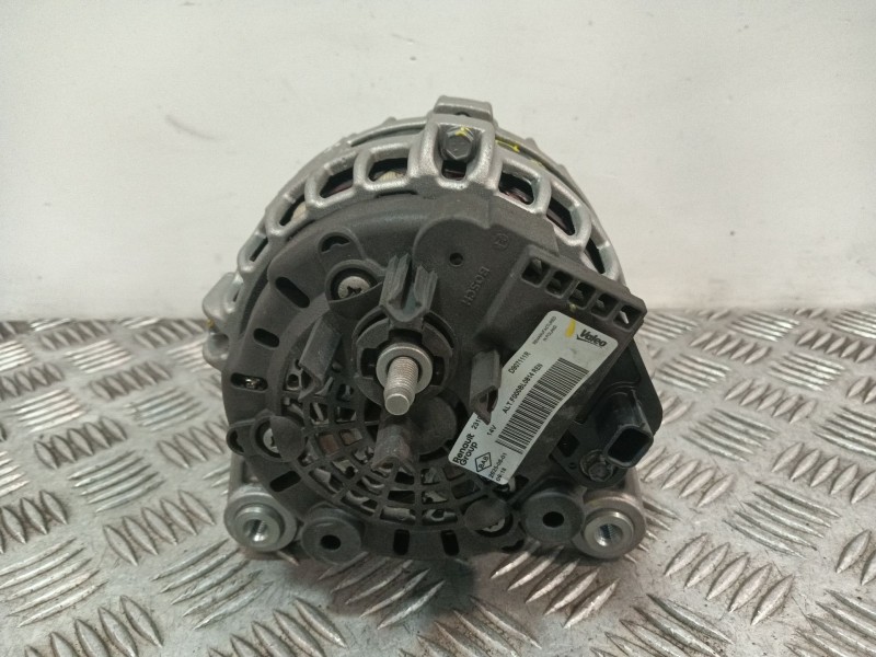 Recambio de alternador para renault kadjar (ha_, hl_) 1.6 dci 130 referencia OEM IAM 231001046R  