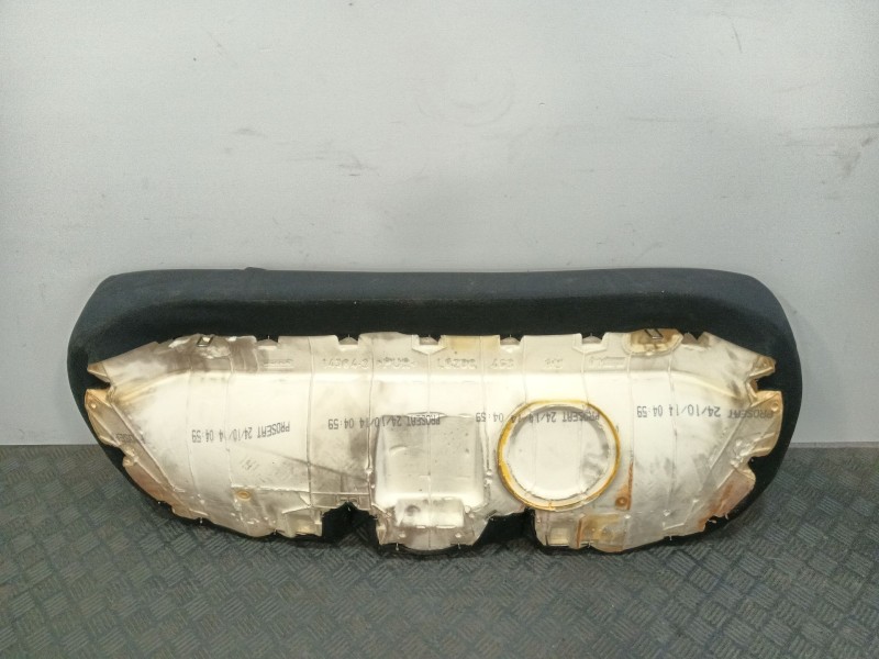 Recambio de asientos traseros para citroën c4 cactus 1.2 vti 82 referencia OEM IAM 1611574480  