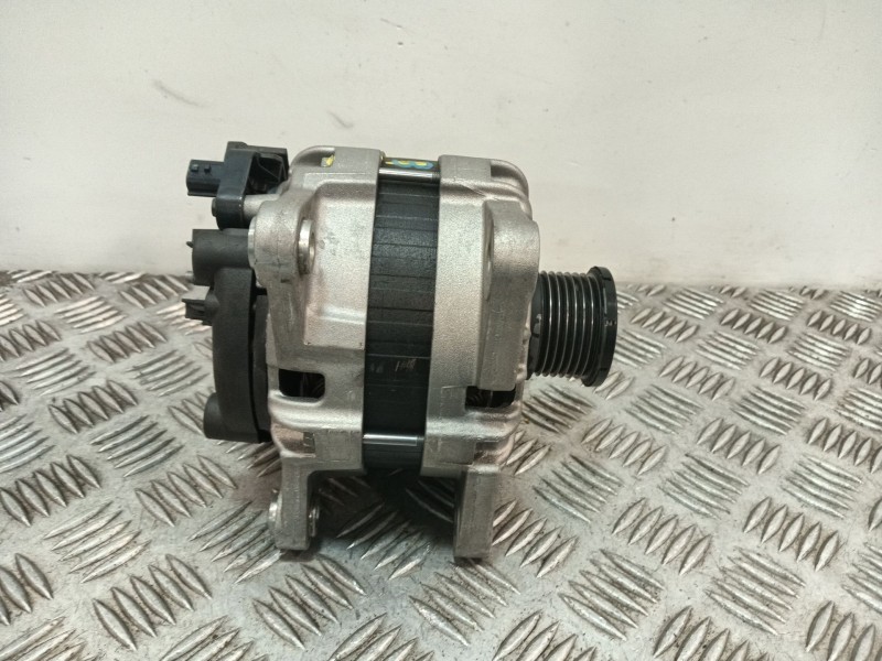 Recambio de alternador para renault kadjar (ha_, hl_) 1.6 dci 130 referencia OEM IAM 231001046R  