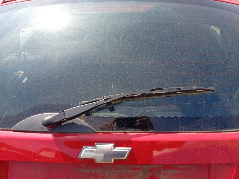 Recambio de brazo limpia trasero para chevrolet aveo / kalos hatchback (t250, t255) 1.2 referencia OEM IAM 95212731  