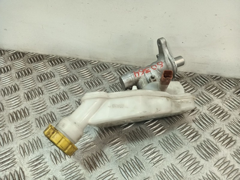 Recambio de bomba freno para citroën c4 cactus 1.2 vti 82 referencia OEM IAM 4601R7 32069745 