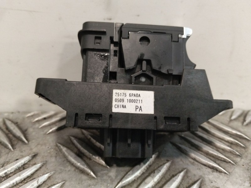 Recambio de freno de mano electrico para nissan juke (f16_) 1.6 hybrid referencia OEM IAM 251756PA0A  