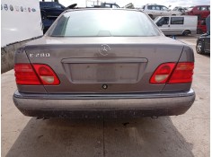 Recambio de paragolpes trasero para mercedes-benz clase e (w210) e 280 (210.053) referencia OEM IAM 2108801471 HWA2108850225 
