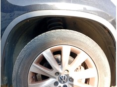 Recambio de paso de rueda delantero derecho para volkswagen tiguan (5n_) 1.4 tsi 4motion referencia OEM IAM 5N0805912A  