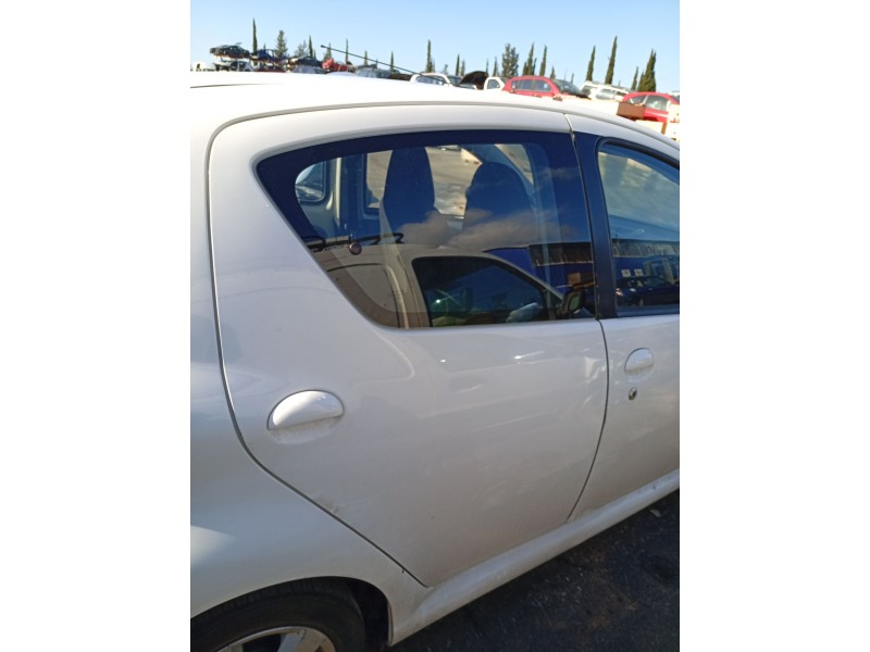 Recambio de puerta trasera derecha para toyota aygo (_b1_) 1.0 (kgb10_) referencia OEM IAM 670030H010  
