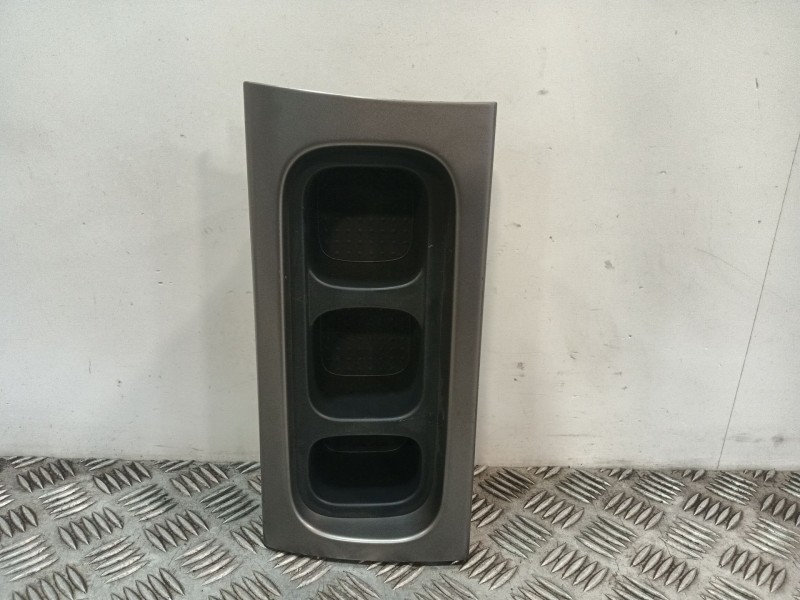 Recambio de posa vasos para nissan pathfinder iii (r51) 2.5 dci 4wd referencia OEM IAM 96931EB310  