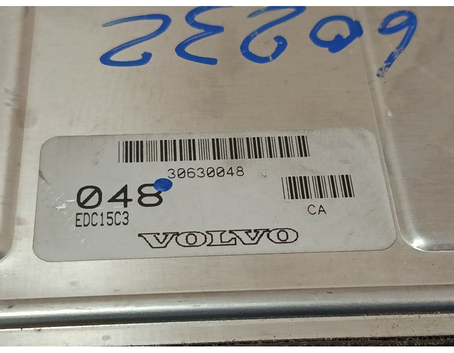 Recambio de centralita motor uce para volvo v40 station wagon (645) 1.9 di referencia OEM IAM 30630048  