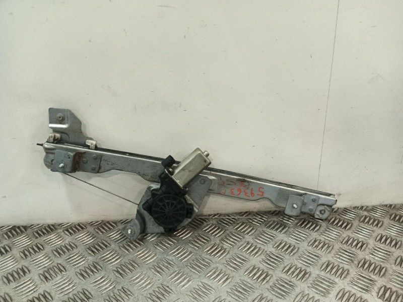 Recambio de elevalunas delantero izquierdo para dacia sandero (bs_) 1.2 16v referencia OEM IAM 8200733829 9030255 