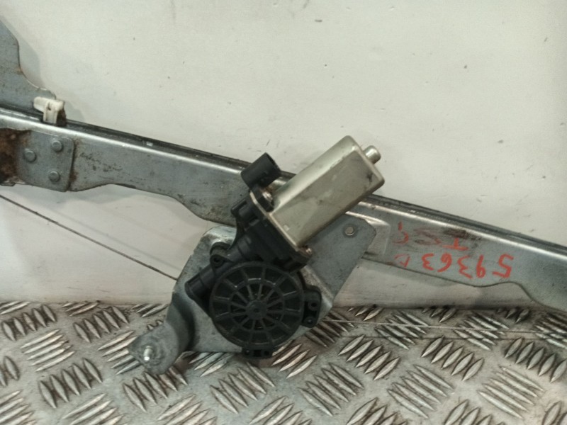 Recambio de elevalunas delantero izquierdo para dacia sandero (bs_) 1.2 16v referencia OEM IAM 8200733829 9030255 