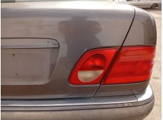 Recambio de piloto trasero derecho interior para mercedes-benz clase e (w210) e 280 (210.053) referencia OEM IAM 2108201264  