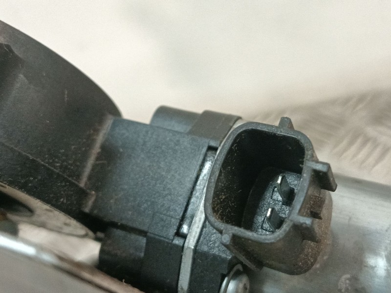 Recambio de elevalunas delantero derecho para dacia sandero (bs_) 1.2 16v referencia OEM IAM 9030319C  