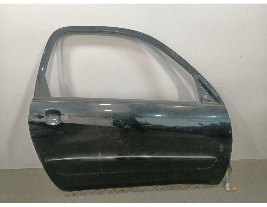 Recambio de puerta delantera derecha para toyota rav 4 (a2) 2.0 turbodiesel cat referencia OEM IAM 6700142100 6700142070 