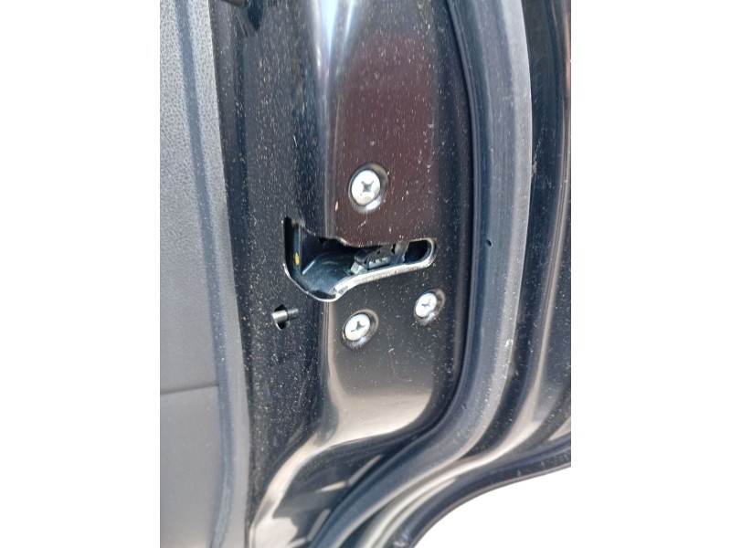 Recambio de cerradura puerta trasera derecha para nissan note (e12) 1.5 dci referencia OEM IAM 825003VV0A  