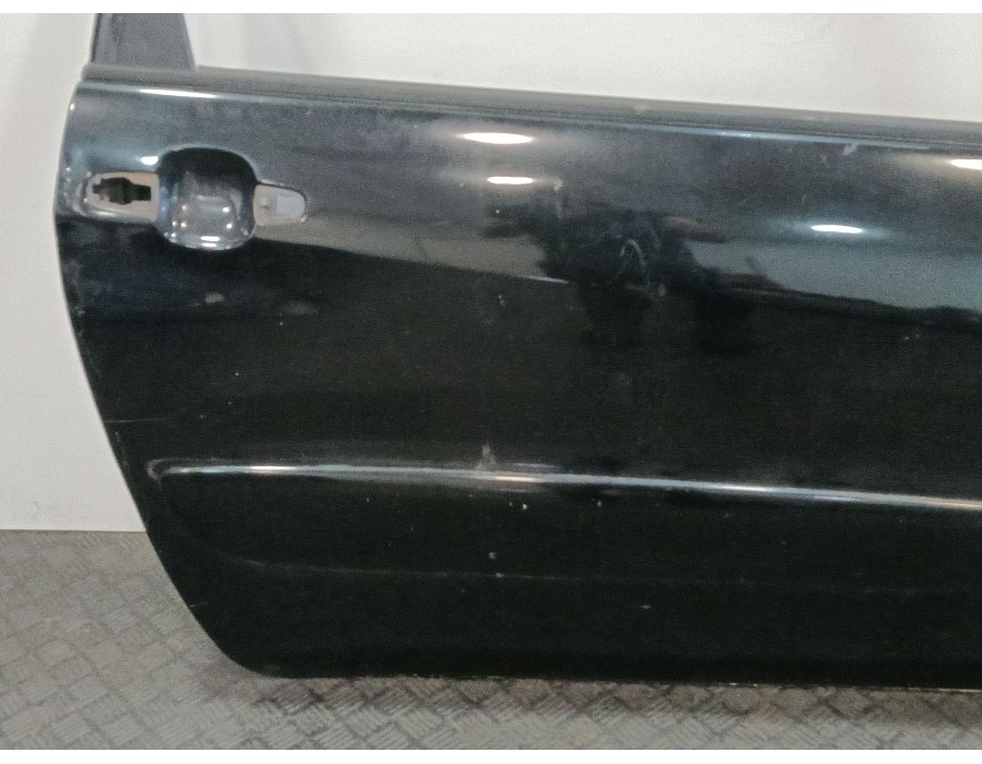 Recambio de puerta delantera derecha para toyota rav 4 (a2) 2.0 turbodiesel cat referencia OEM IAM 6700142100 6700142070 