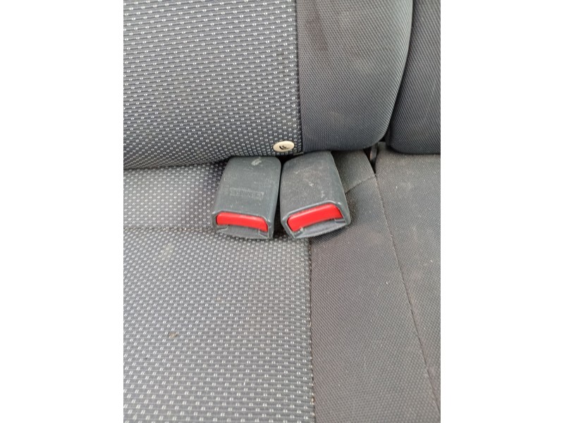 Recambio de enganche cinturon trasero central para chevrolet aveo / kalos hatchback (t250, t255) 1.2 referencia OEM IAM 96438273