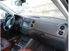 Recambio de salpicadero para volkswagen tiguan (5n_) 1.4 tsi 4motion referencia OEM IAM 5N1857001J6T6  