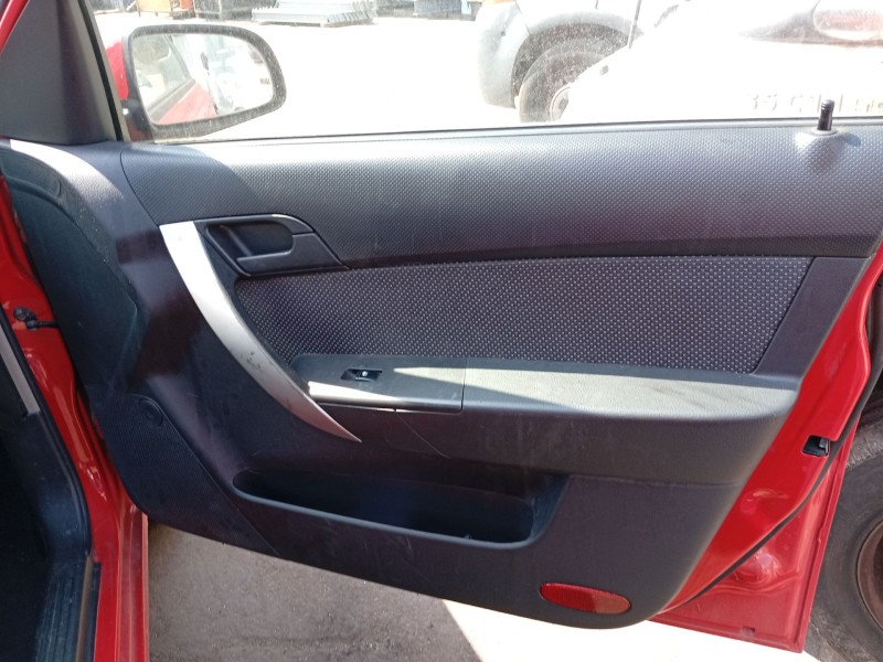 Recambio de guarnecido puerta delantera derecha para chevrolet aveo / kalos hatchback (t250, t255) 1.2 referencia OEM IAM 969565