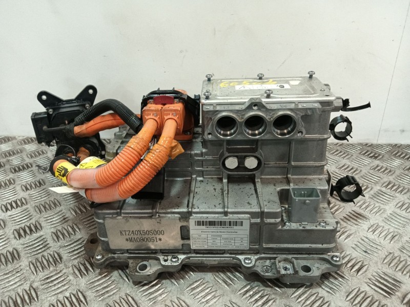 Recambio de inversor / generador hibrido para maxus edeliver 3 furgoneta electric referencia OEM IAM KTZ40X50S000  