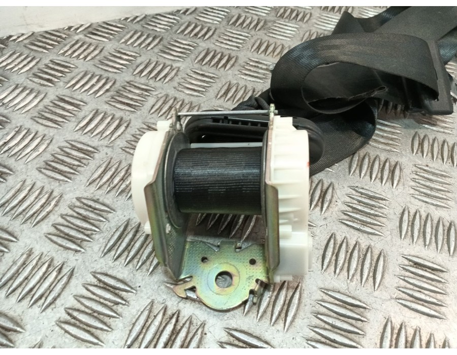 Recambio de cinturon seguridad trasero izquierdo para citroën c4 cactus 1.2 vti 82 referencia OEM IAM 98009740XX  