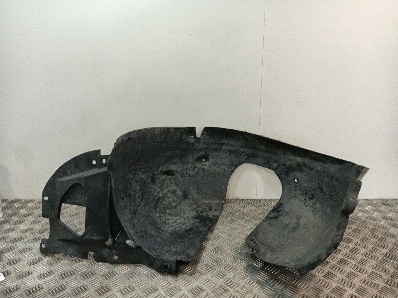 Recambio de paso de rueda delantero izquierdo para citroën c3 referencia OEM IAM   