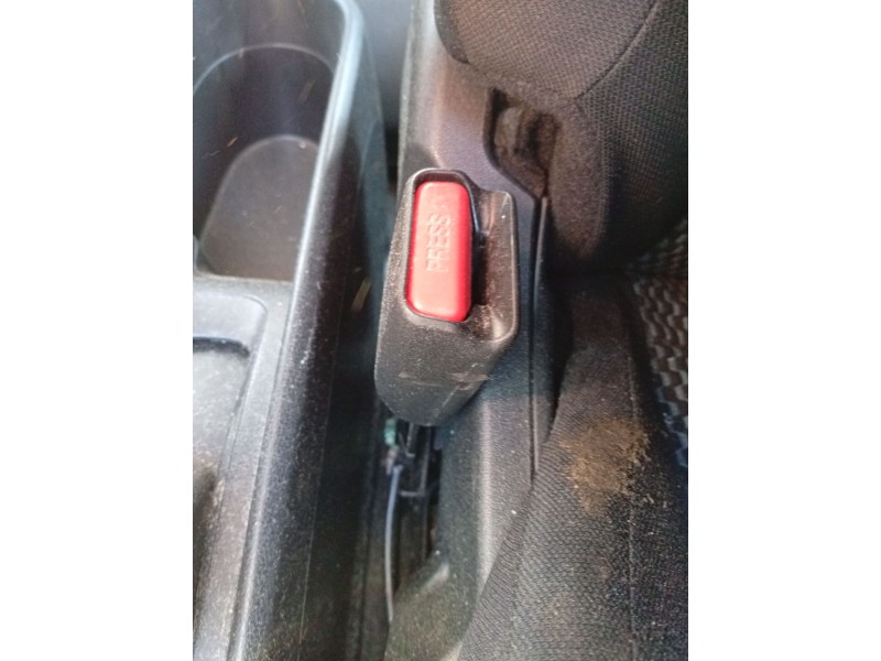 Recambio de enganche cinturon delantero izquierdo para nissan note (e12) 1.5 dci referencia OEM IAM   