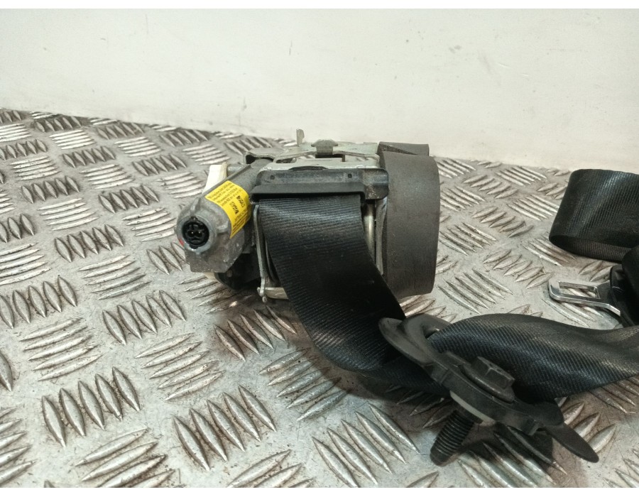 Recambio de cinturon seguridad delantero izquierdo para citroën c4 cactus 1.2 vti 82 referencia OEM IAM 98009730XX  