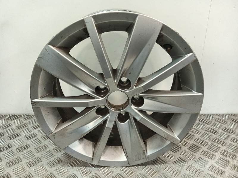 Recambio de llanta para volkswagen polo v (6r1, 6c1) 1.4 tdi referencia OEM IAM 6C0601025  