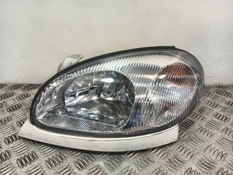 Recambio de faro izquierdo para daewoo lanos (klat) 1.3 referencia OEM IAM 96304610 082221104L 