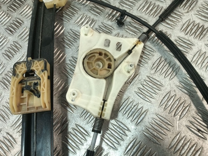 Recambio de elevalunas delantero izquierdo para seat ibiza (kj1) referencia OEM IAM 6F0837461  