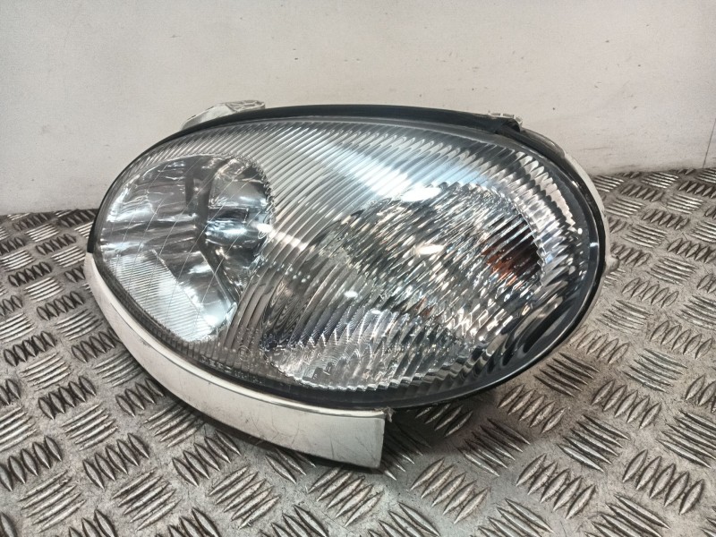 Recambio de faro izquierdo para daewoo lanos (klat) 1.3 referencia OEM IAM 96304610 082221104L 