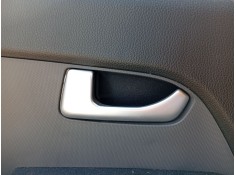 Recambio de maneta interior delantera izquierda para kia sportage iii (sl) 1.6 gdi referencia OEM IAM 826103U000  
