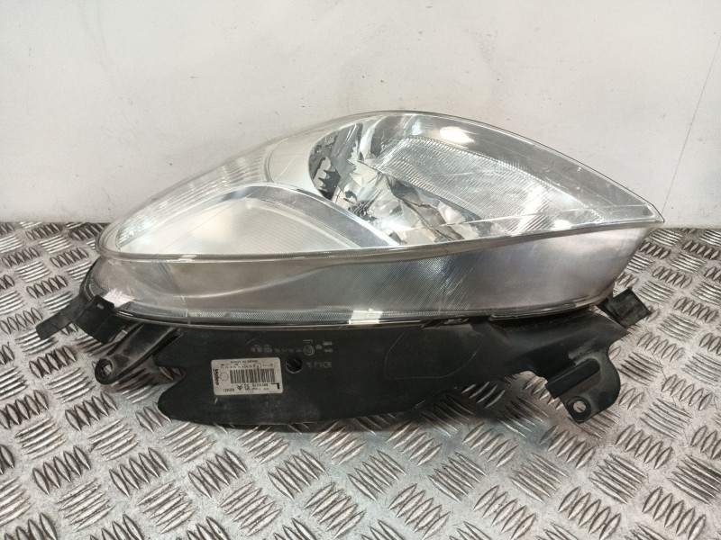 Recambio de faro izquierdo para citroën xsara picasso (n68) 2.0 hdi referencia OEM IAM 89310175  