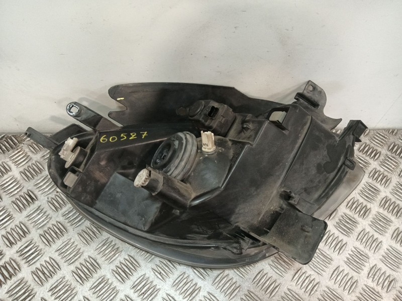 Recambio de faro izquierdo para citroën xsara picasso (n68) 2.0 hdi referencia OEM IAM 89310175  